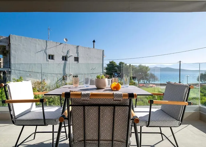 Mella Roa - Emer Apartment Nikiana