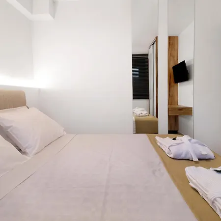 Mella Roa - Emer Nikiana