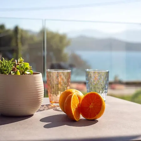 Mella Roa - Emer Appartement Nikiana